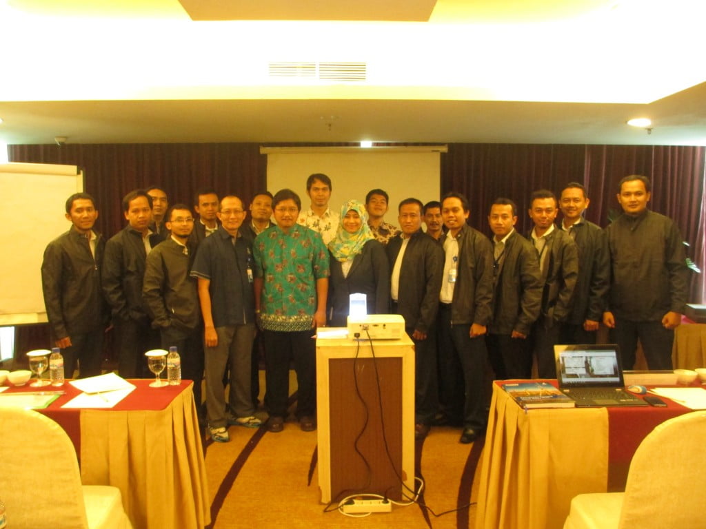 PT. PGN SBU II-IHT PEMETAAN SPASIAL DASAR ASSET PGN-08-10 DESEMBER 2014